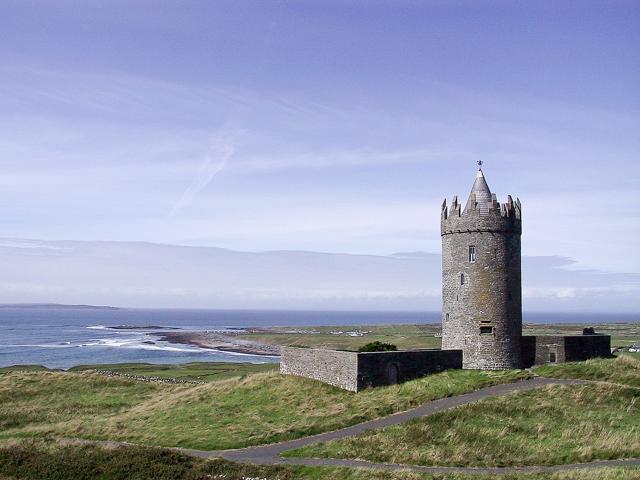 Doonagore Castle